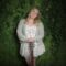 Pagine che diventano musica: Ali Lamb racconta l'amore e l'ansia nel nuovo EP "Between the Lines"